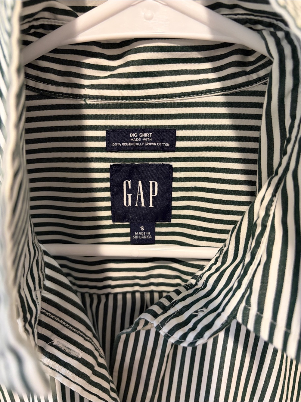 GAP Women’s The Big Shirt Down Shirt - Picture 2 of 3